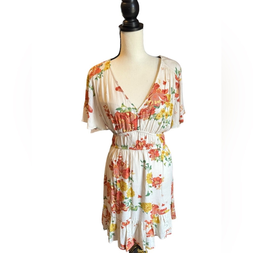 NWOT Rewind Floral Dress Size XXL